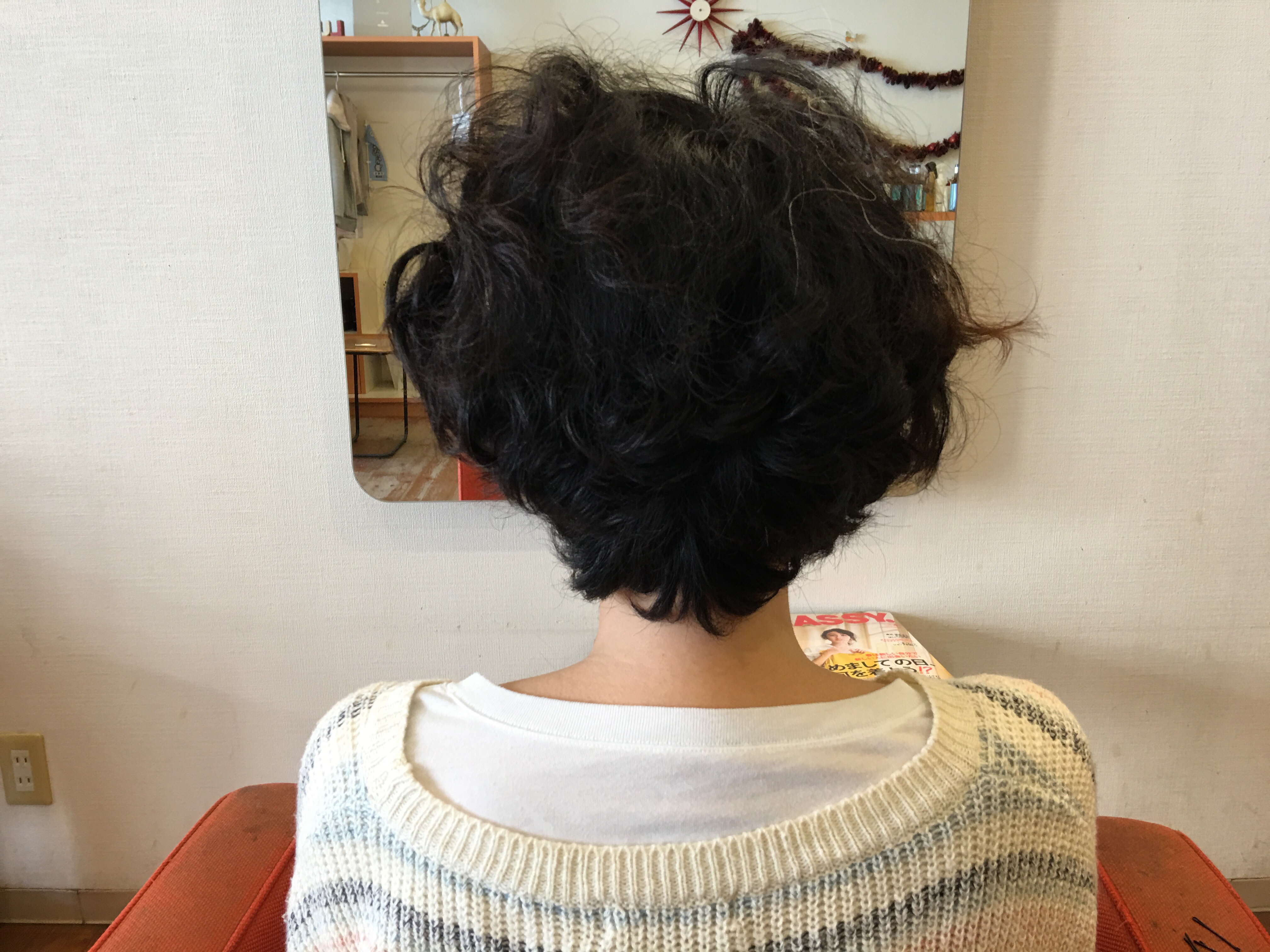 髪がくるくる くせ毛でまとまらない髪を可愛くカット 総社市 美容室ルチア 30代 40代 50代の髪の悩み解消